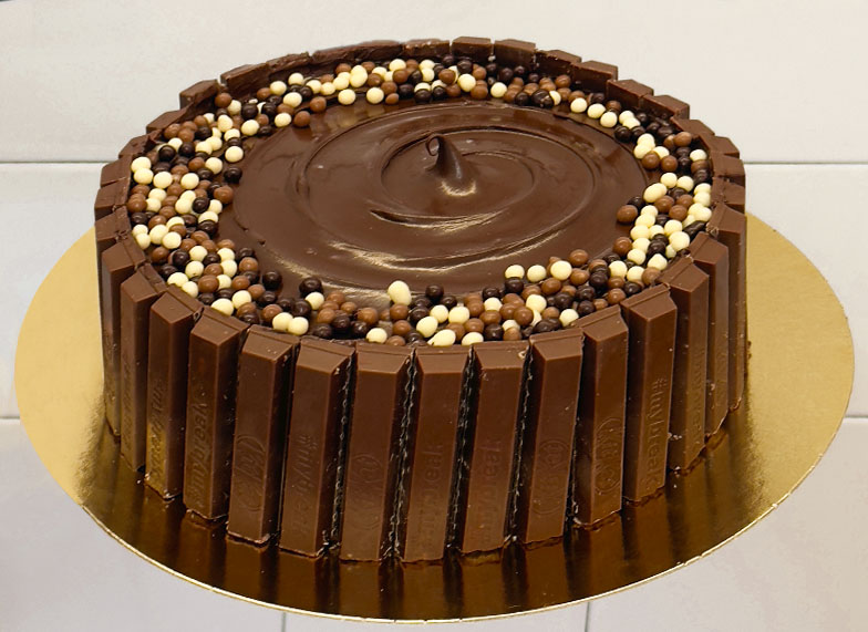 Tarta Kit Kat SanchoPan Las Retamas Alcorcón